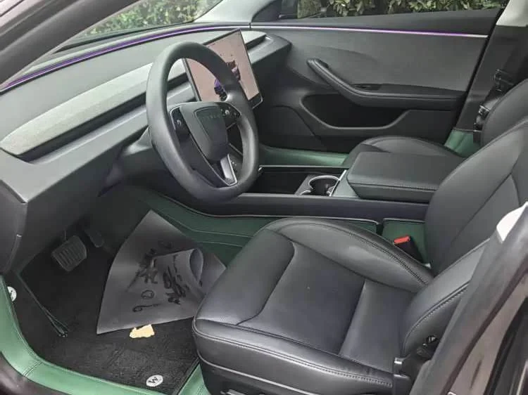 Tesla Model 3 — фото 4