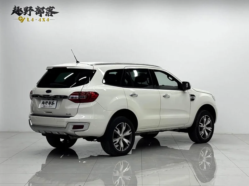 Ford Everest — фото 13