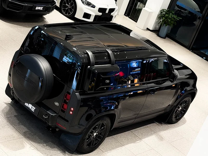 Land Rover Defender — фото 21
