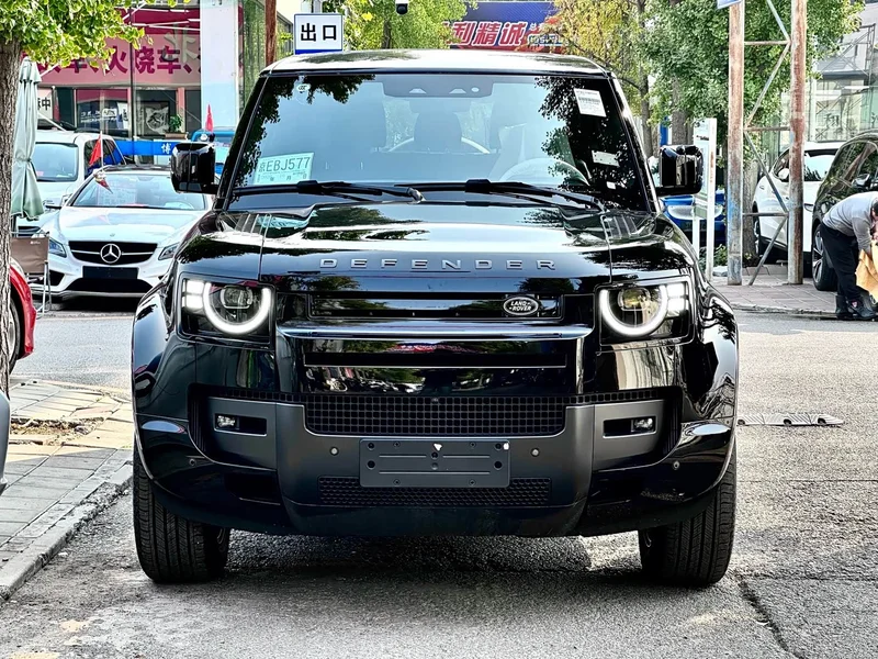 Land Rover Defender — фото 2