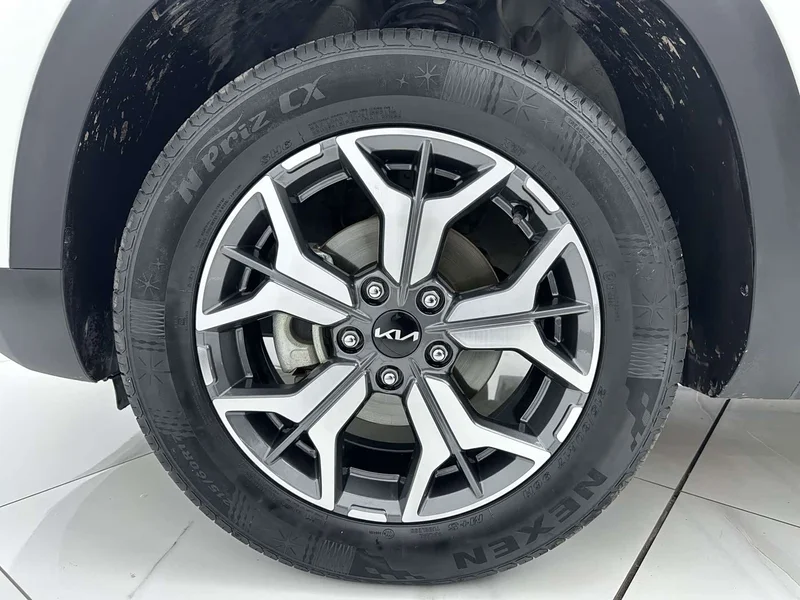 Kia KX3 — фото 12