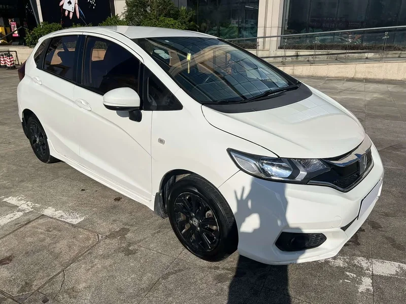 Honda Fit — фото 3