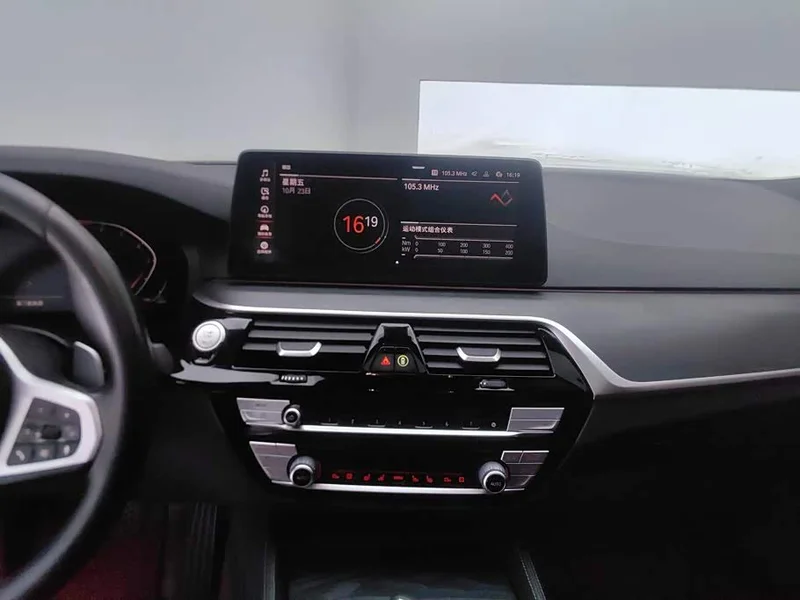 BMW 5-Series — фото 13