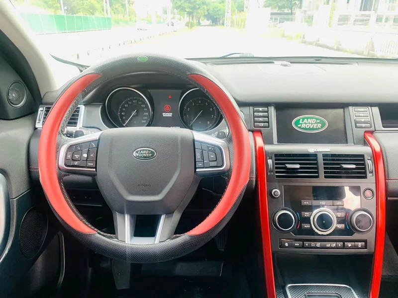 Land Rover Discovery — фото 13