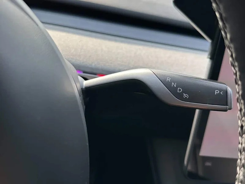 Tesla Model Y — фото 23