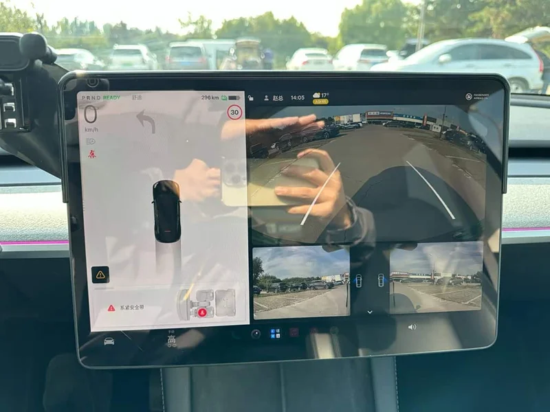 Tesla Model Y — фото 24