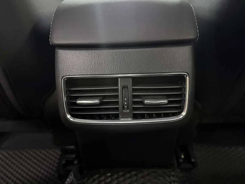 Mazda Atenza — фото 15