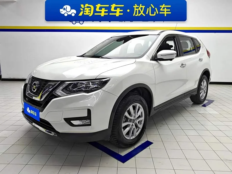 Nissan X-Trail — фото 1