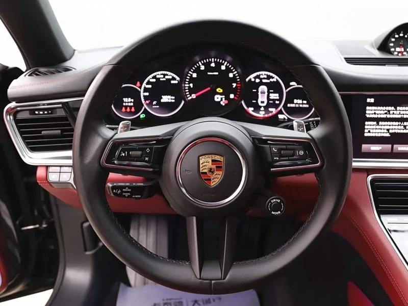 Porsche Panamera — фото 16