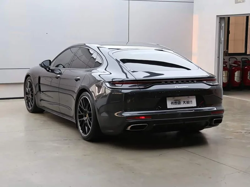 Porsche Panamera — фото 33