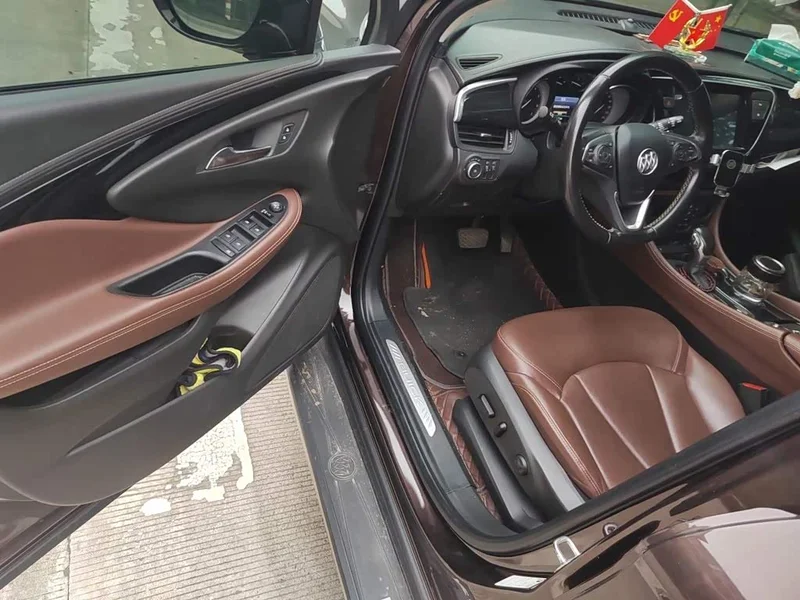 Buick Envision Plus — фото 12