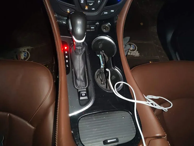 Buick Envision Plus — фото 10