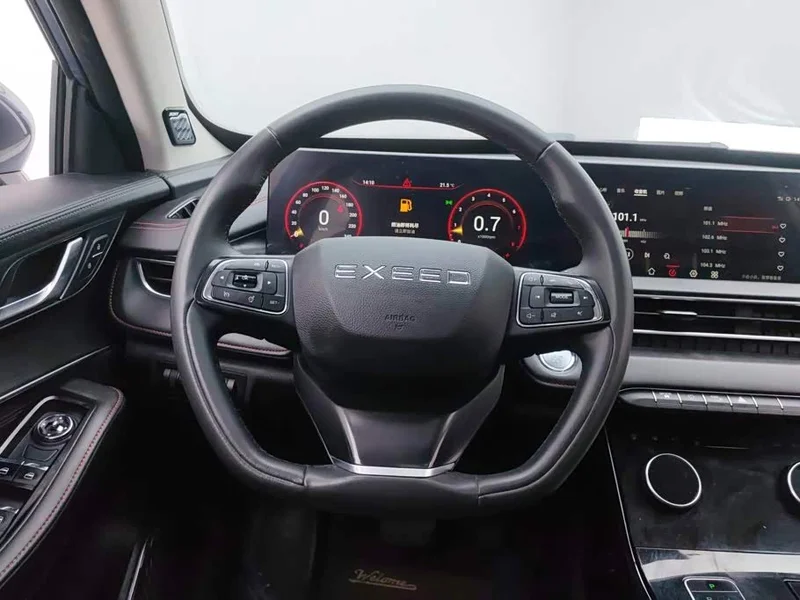 Exeed Zhuifeng — фото 15