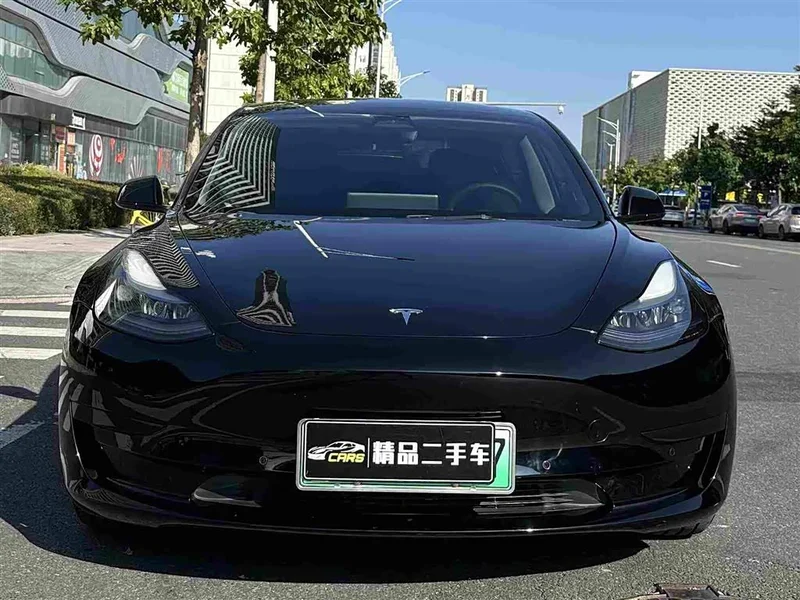 Tesla Model 3 — фото 2