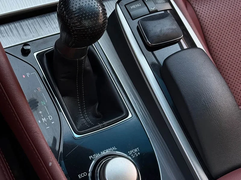 Lexus GS — фото 14