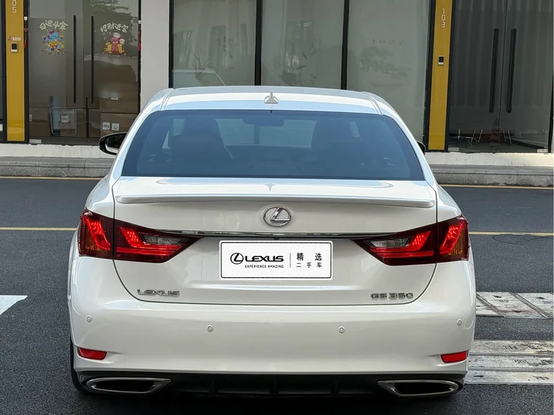 Lexus GS — фото 4