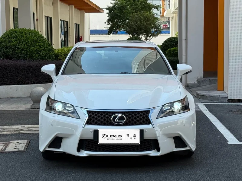Lexus GS — фото 6