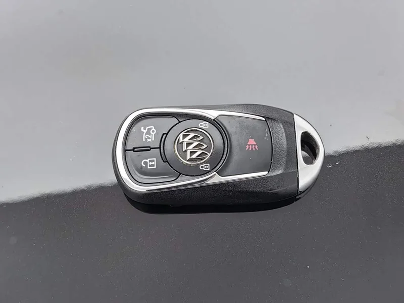 Buick Regal — фото 19