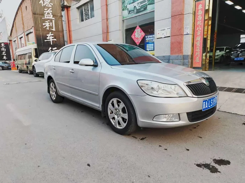 Volkswagen Octavia — фото 3