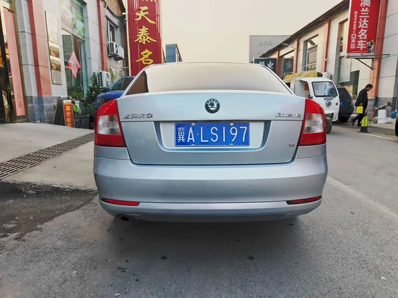 Volkswagen Octavia — фото 8