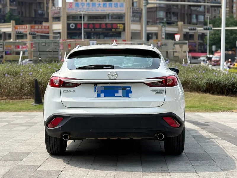 Mazda CX-4 — фото 4