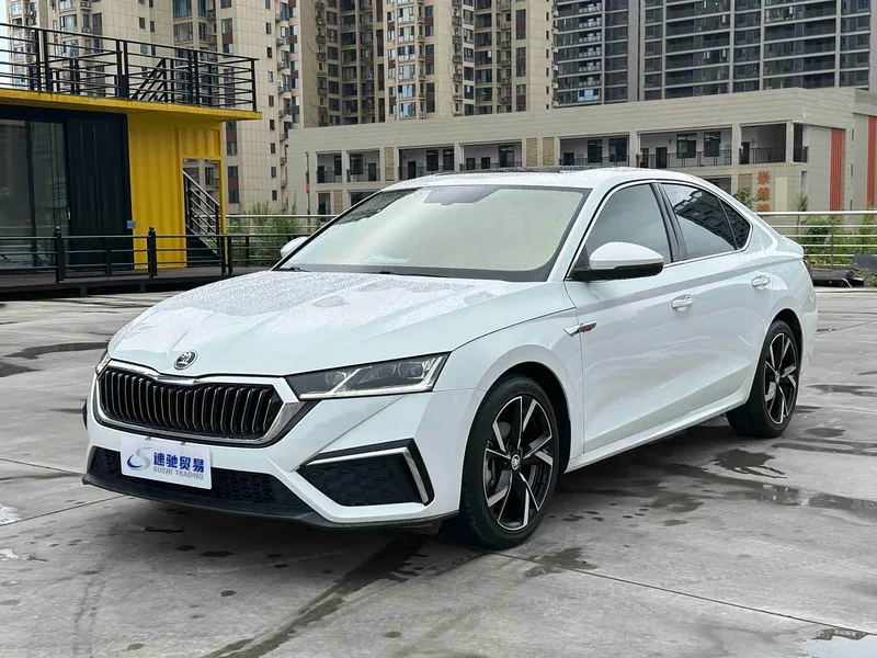 Volkswagen Octavia — фото 1