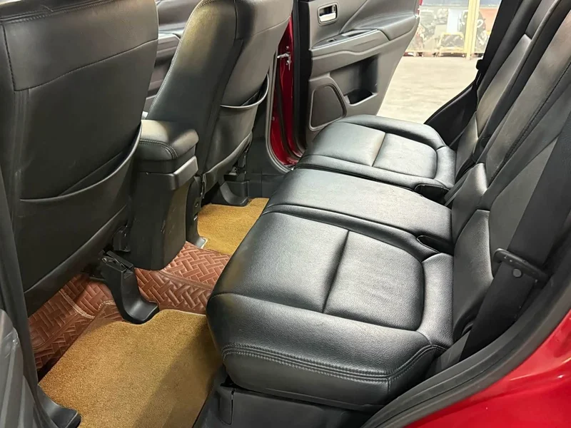 Mitsubishi Outlander — фото 13