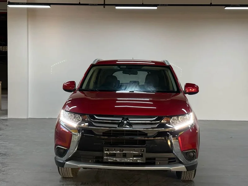 Mitsubishi Outlander — фото 2