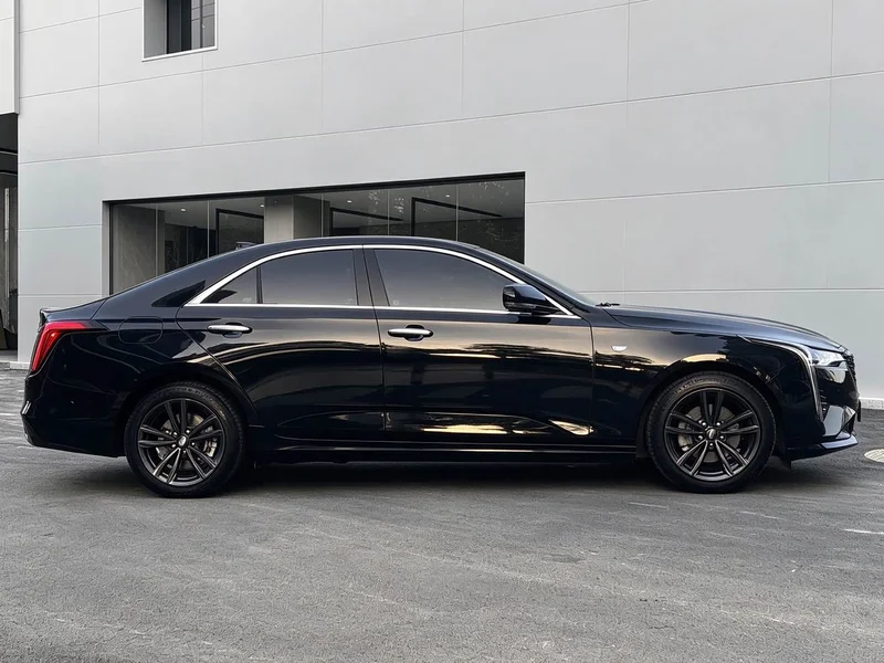 Cadillac CT4 — фото 4