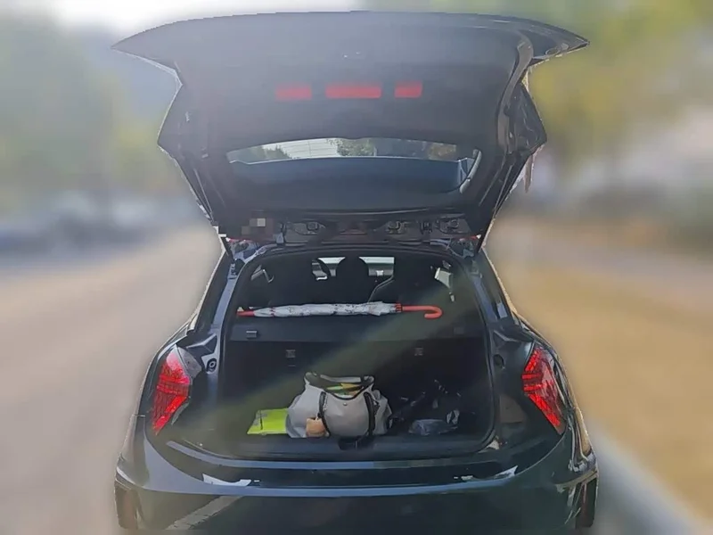 MINI Electric JCW — фото 20