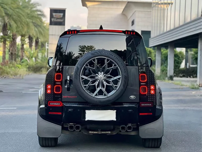 Land Rover Defender — фото 8