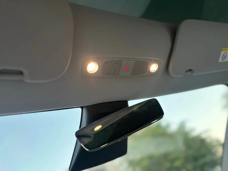 Tesla Model 3 — фото 14