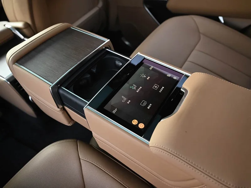 Land Rover Range Rover — фото 15
