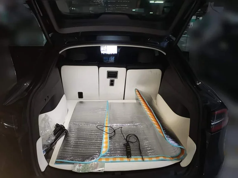 Tesla Model Y — фото 15