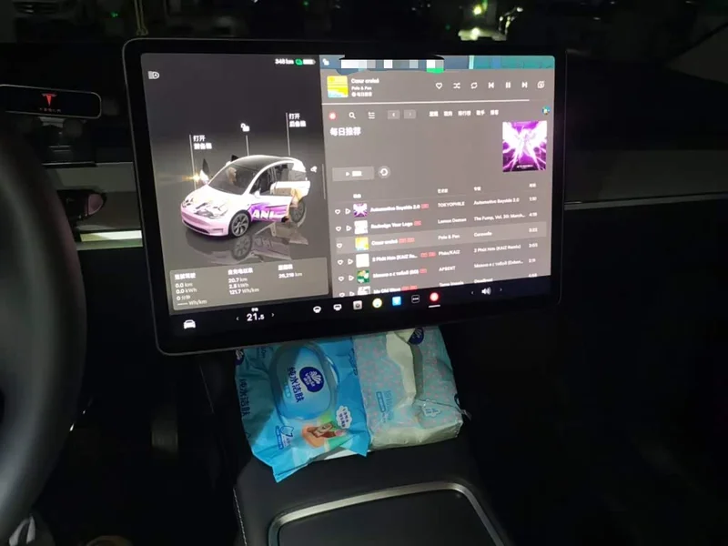Tesla Model Y — фото 9