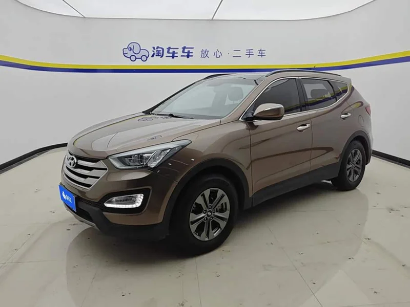 Hyundai Santa Fe — фото 1