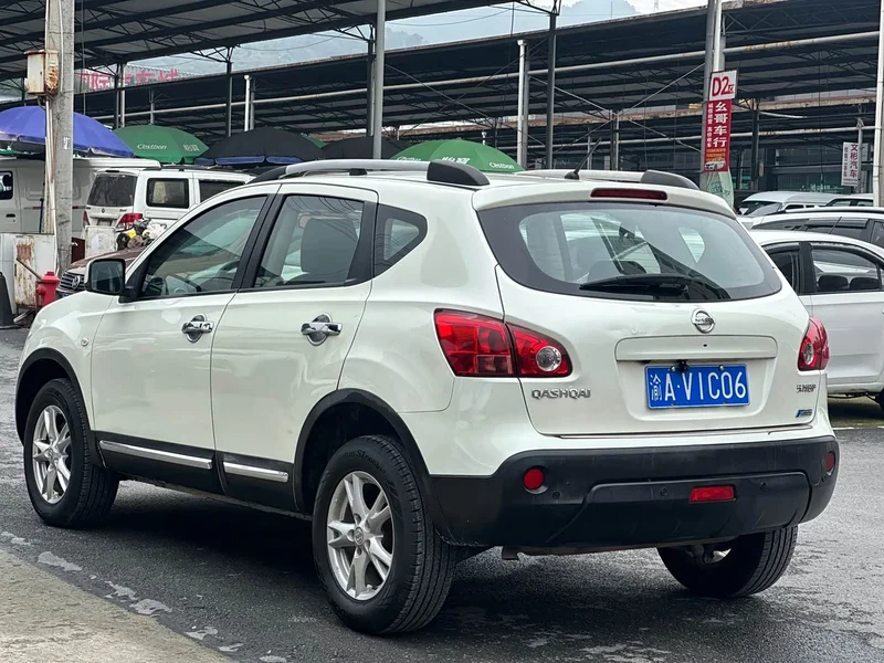 Nissan Qashqai — фото 8