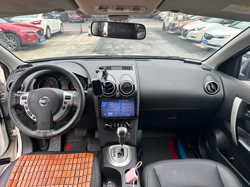 Nissan Qashqai — фото 10