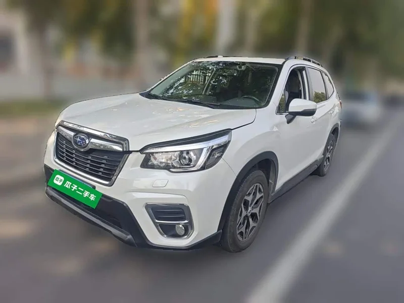 Subaru Forester — фото 1