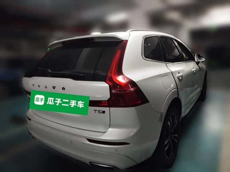 Volvo XC60 — фото 4
