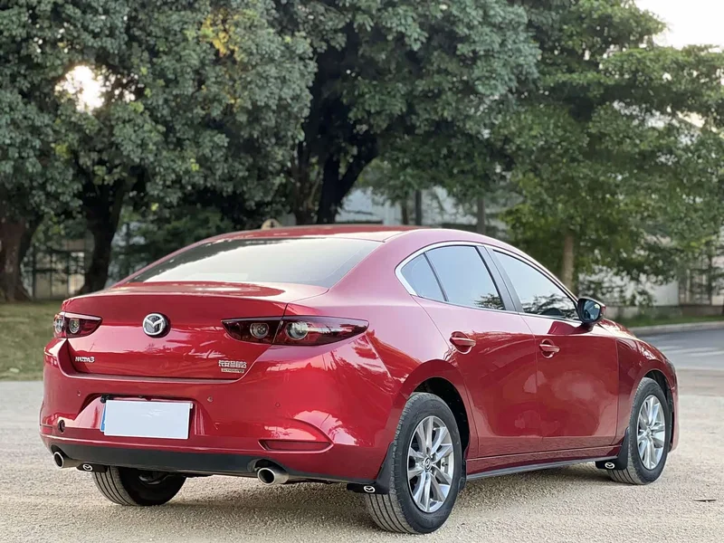 Mazda 3 Axela — фото 14