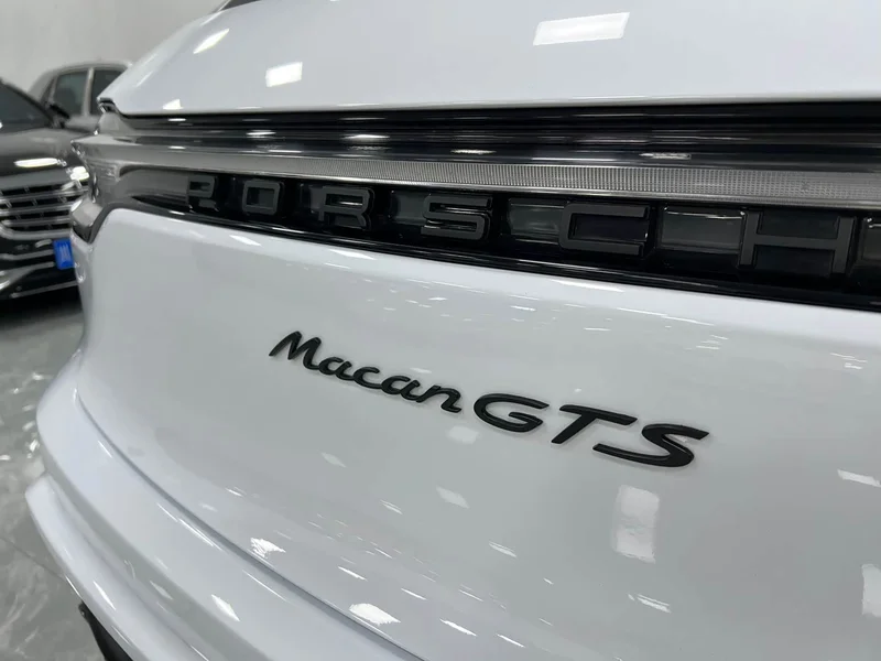 Porsche Macan — фото 23