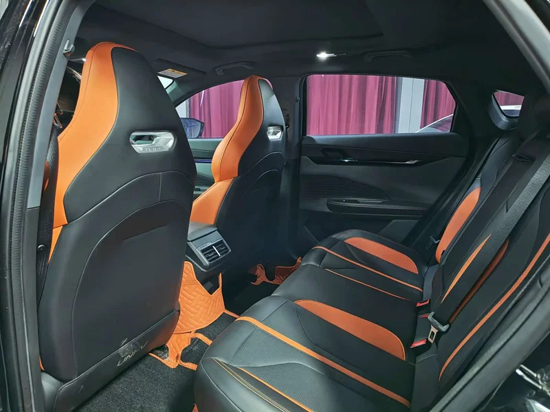 Changan UNI-V — фото 6