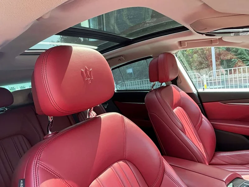 Maserati Levante — фото 11