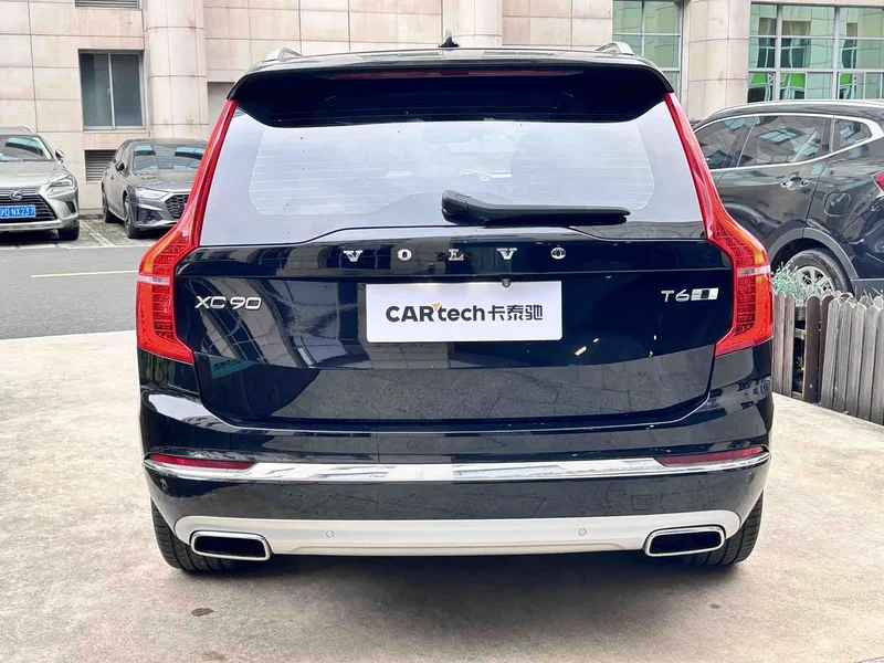 Volvo XC90 — фото 4
