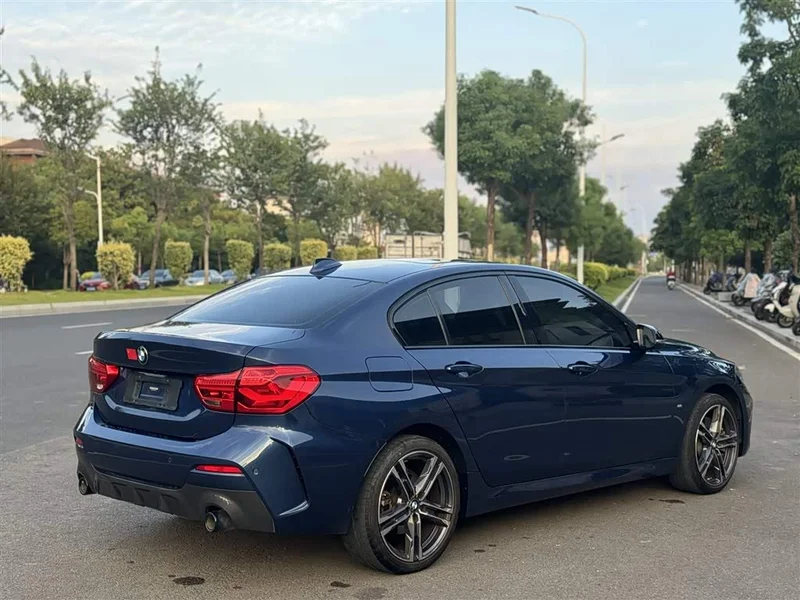 BMW 1-Series — фото 18
