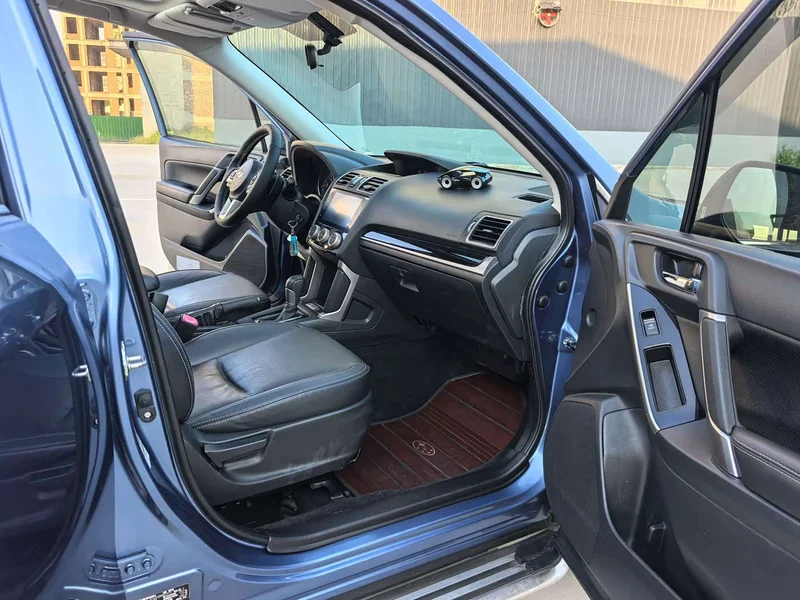 Subaru Forester — фото 4