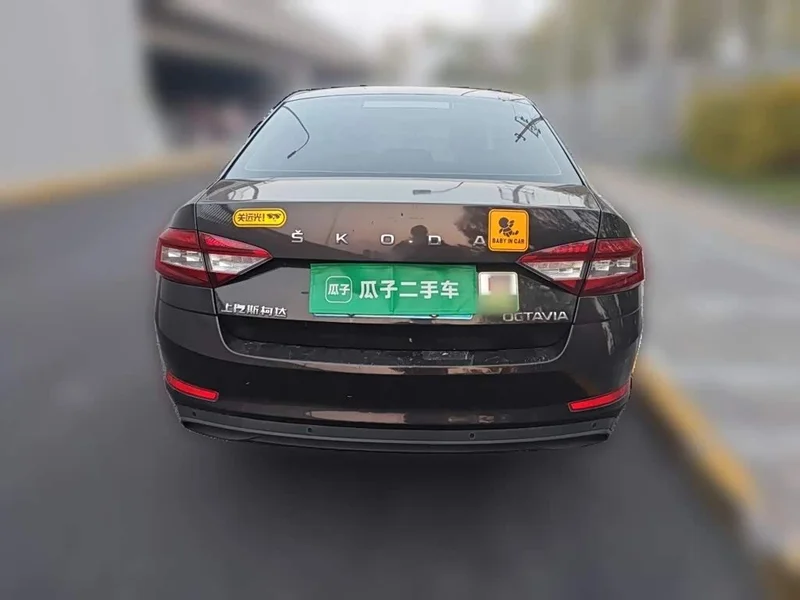 Volkswagen Octavia — фото 3