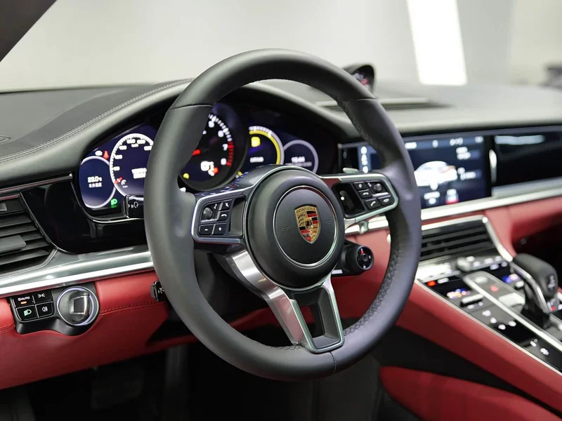 Porsche Panamera — фото 9
