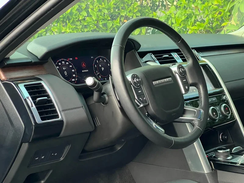 Land Rover Discovery — фото 12